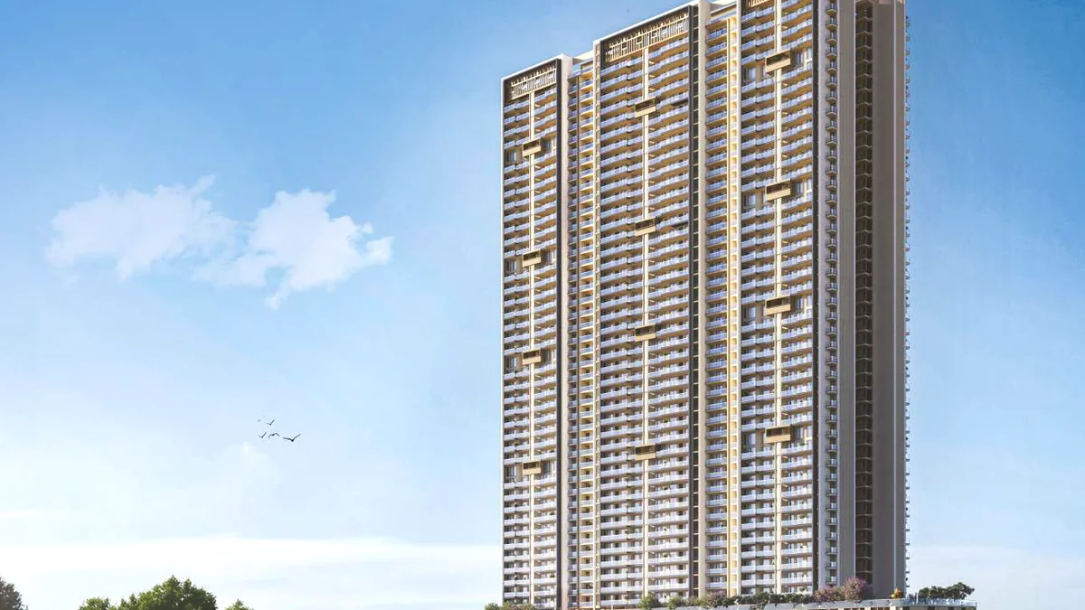 A Levante tower rising against the sky